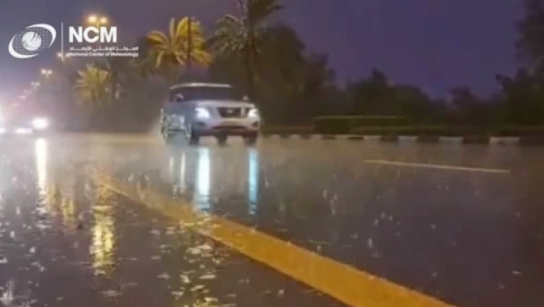 Στο Ντουμπάι δημιούργησαν μέσω drones τεχνητή βροχή για να καταπολεμήσουν τον καύσωνα (pics & vid)