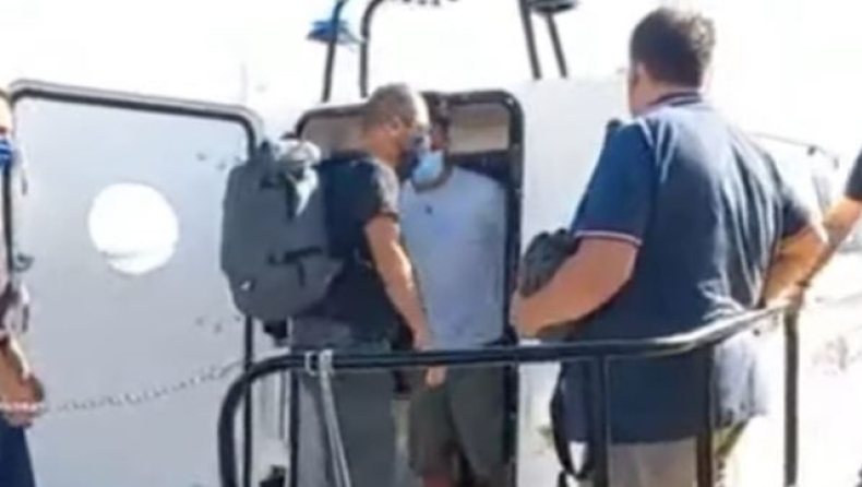 Έγκλημα στη Φολέγανδρο: Στη Νάξο με σκάφος του Λιμενικού ο καθ' ομολογίαν δράστης (vid)