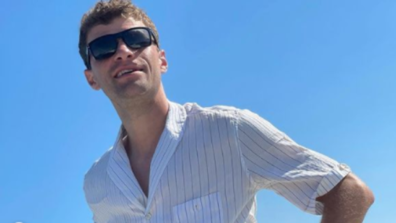 Ο Μίλερ μοστράρει τα άσχημα νύχια του στο Instagram και παραδέχεται: «Πρέπει να μου τα φτιάξει ο... Νάγκελσμαν»! (pic)