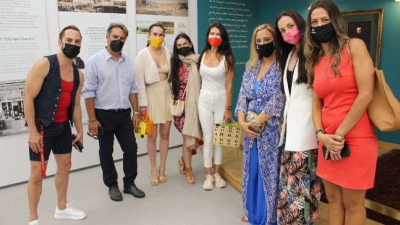 Κοινή επίσκεψη Ολυμπιονικών της γυμναστικής με την Ντέμι Μουρ στο Ολυμπιακό Μουσείο της Αθήνας 