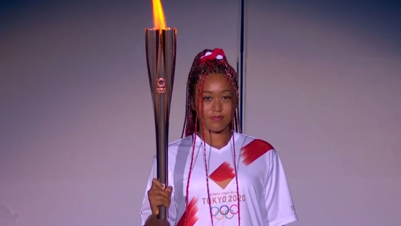 Η εντυπωσιακή Ναόμι Οσάκα άναψε την Ολυμπιακή Φλόγα στο Τόκιο! (vid)