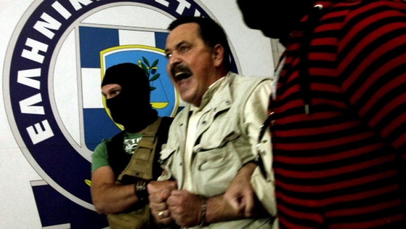 3 λόγοι που η σύλληψη Παππά δεν προσφέρεται για πανηγυρισμούς (pics)