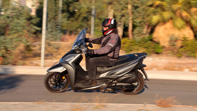 Test Ride Kymco Agility 300i ABS (pics & vid)