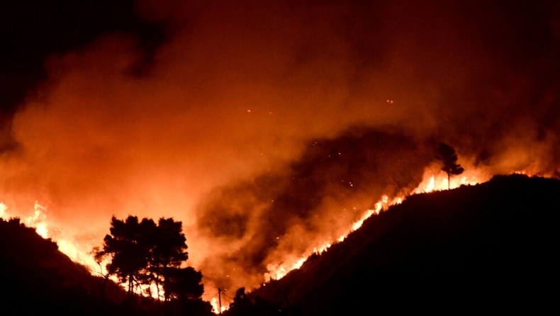 Φωτιές στην Ελλάδα: Όταν Εύβοια και Αττική καίγονταν ταυτόχρονα πριν 44 χρόνια!