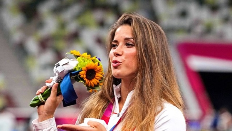 Η Αντρεζικ έβαλε σε δημοπρασία το μετάλλιό της από το Τόκιο για να μαζέψει χρήματα ώστε να χειρουργηθεί βρέφος