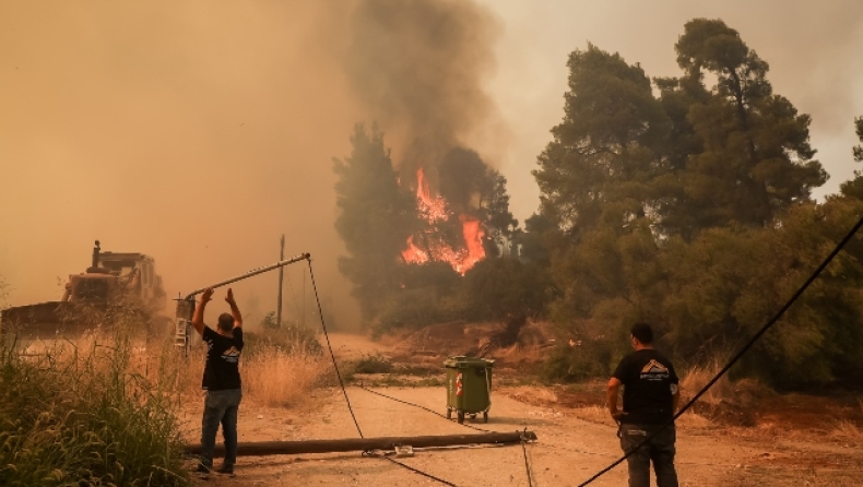 Η φωτιά επιστρέφει στα χωριά της Εύβοιας 2η και 3η φορά (vids)