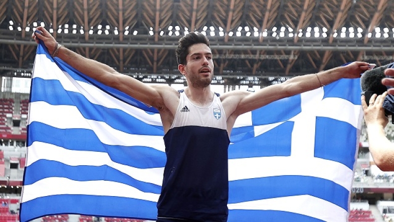 «Χρυσός» Τεντόγλου στο μήκος, δεύτερο μετάλλιο για την Ελλάδα (vids)