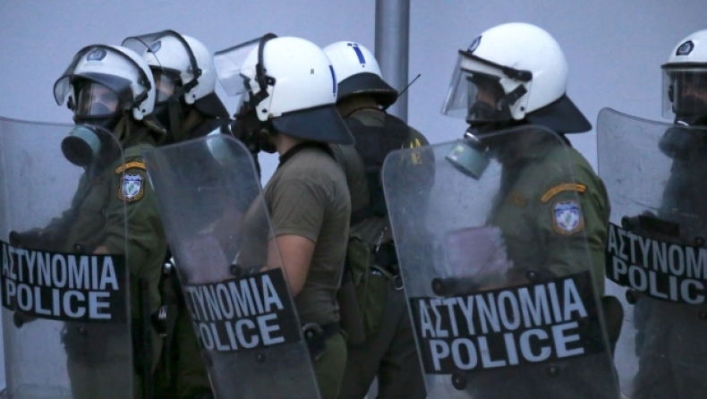 «Αστακός» η Θεσσαλονίκη ενόψει ΔΕΘ: Επί ποδός χιλιάδες αστυνομικοί, drones και ελικόπτερα (vid)