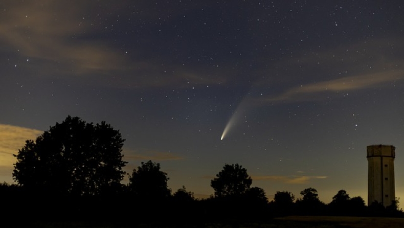 Τεράστιος κομήτης με διάμετρο 160 χλμ. κατευθύνεται στο ηλιακό μας σύστημα 