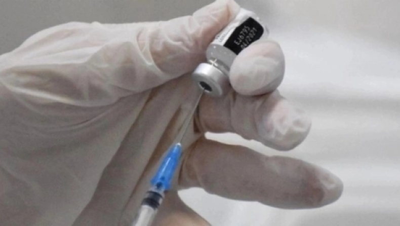 Διευκρινίσεις Θεμιστοκλέους για την τρίτη δόση του εμβολίου: «Δεν θα είναι υποχρεωτική»