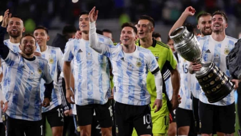 Αργεντινή: Η «αμφιλεγόμενη» φανέλα έφερε δύο τρόπαια και αήττητο 22 αγώνων!
