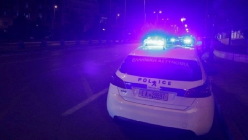 Επεισοδιακή καταδίωξη στη Θεσσαλονίκη: Αυτοκίνητο εμβόλισε περιπολικό