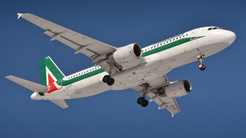 Η τελευταία πτήση της Alitalia: «Αrrivederci Alitalia grazie» (vid)