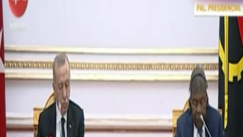 Ο Ερντογάν αποκοιμήθηκε ξανά σε συνέντευξη Τύπου (vid)