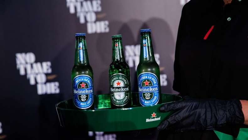 H Heineken συνεργάζεται με τον Daniel Craig με αφορμή τη νέα ταινία «No Time To Die» 