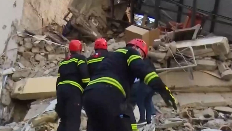 Συνεχίζεται η αναζήτηση για επιζώντες στο κτίριο που κατέρρευσε στην Γεωργία (vid)