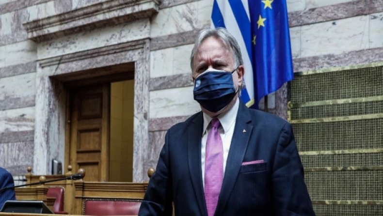 Λιποθύμησε στην κηδεία της Φώφης Γεννηματά ο Γιώργος Κατρούγκαλος (vid)