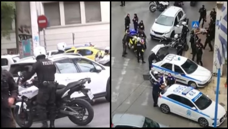 Συναγερμός στο κέντρο της Αθήνας: Αυτοκίνητο εμβόλισε μηχανή της ΕΛ.ΑΣ, πιάστηκε από το αυτοκίνητο ο αστυνομικός