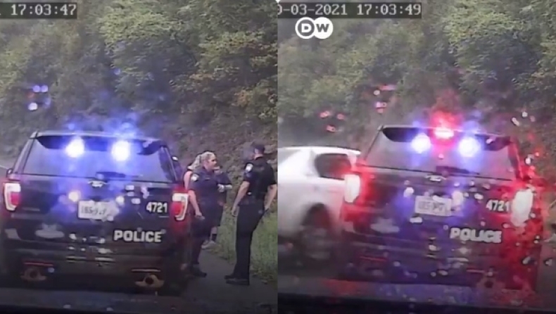 Αστυνομικός σώζει την τελευταία στιγμή τη συνάδελφό του, όταν αμάξι κτυπάει το περιπολικό (vid)