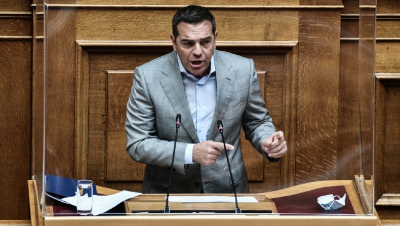 Τσίπρας για κύρωση συμφωνίας Ελλάδας-Γαλλίας: «Ο Μητσοτάκης ψωνίζει φρεγάτες σαν να ψωνίζει γραβάτες»