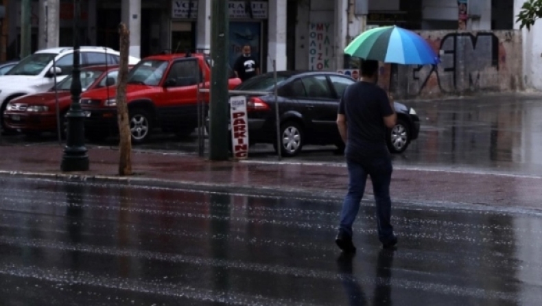 Ισχυρή κακοκαιρία την Πέμπτη (7/10), με βροχές και καταιγίδες (χάρτης & vid)