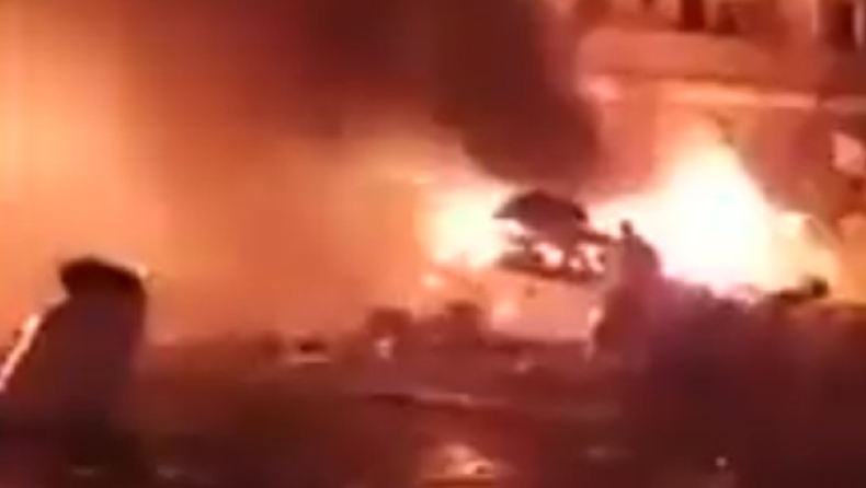 Δώδεκα νεκροί στην Υεμένη ύστερα από έκρηξη σε παγιδευμένο αμάξι κοντά στο αεροδρόμιο (vids)