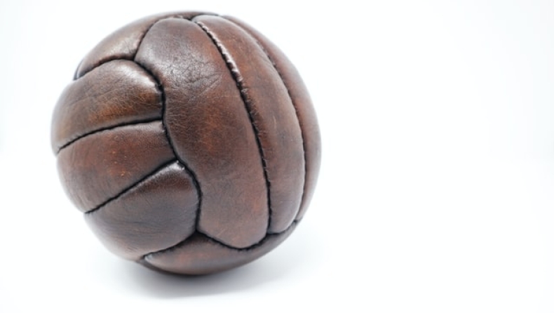 Η πρώιμη εκδοχή του ποδοσφαίρου που απαγορεύτηκε στο μεσαίωνα