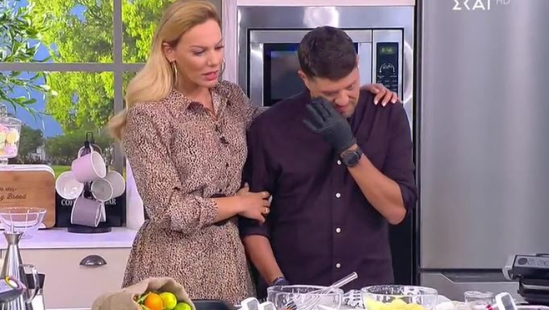 Λύγισε στον «αέρα» ο σεφ του «Love it»: «Έχασα τη θεία μου και ο πατέρας μου νοσηλεύεται σοβαρά με κορονοϊό» (vid)