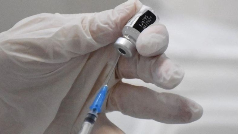 Η Moderna σκοπεύει να αναπτύξει μια αναμνηστική δόση του εμβολίου της για την παραλλαγή Όμικρον