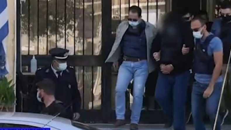 Γυναικοκτονία στην Ιεράπετρα: «Πήρα το μαχαίρι μαζί μου για προστασία, θόλωσα», φέρεται να είπε ο 54χρονος (vid)