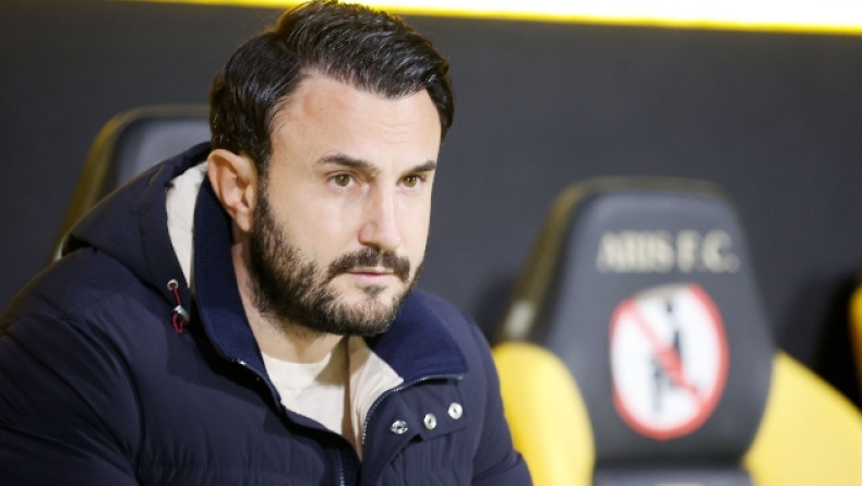 Άρης: Ο Καρυπίδης πήγε στα αποδυτήρια για να μιλήσει στην ομάδα μετά το 0-5