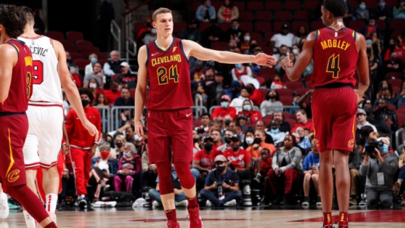 Σικάγο Μπουλς: Στο πρωτόκολλο κορονοϊού ο Μάρκανεν