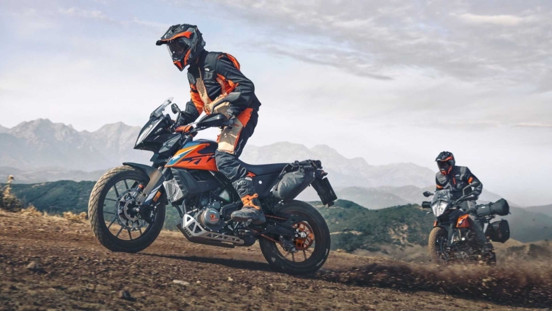 Η KTM αναβαθμίζει τα ηλεκτρονικά στο νέο 390 Adventure (vid)