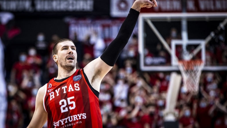 BCL: Ο Ιβάν Μπούβα αναδείχθηκε MVP για τον Νοέμβριο (vid)