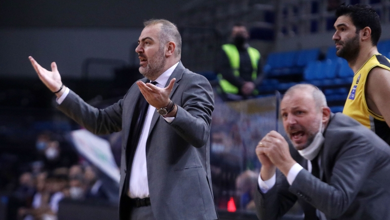 Δέδας: «Έχουμε προβλήματα, προσπαθώ να τα φτιάξω, πρέπει να τα λύσουμε άμεσα»