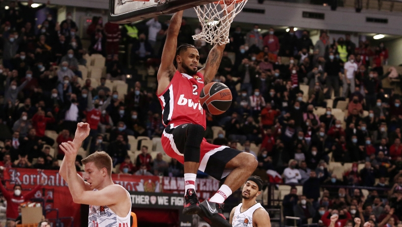 Ολυμπιακός - Μπάγερν: Ο Ντόρσεϊ «πέταξε» και κάρφωσε (vid)