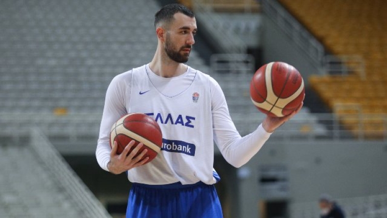 Η ΑΕΚ ανακοίνωσε τον Κουζέλογλου