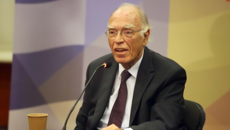 Βγήκε από το νοσοκομείο έπειτα από 75 μέρες ο Βασίλης Λεβέντης (vid)