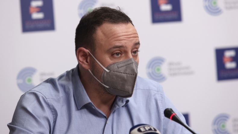 Μαγιορκίνης: «Ίσως αύριο να έχουμε 12.000 νέα κρούσματα» (vid)