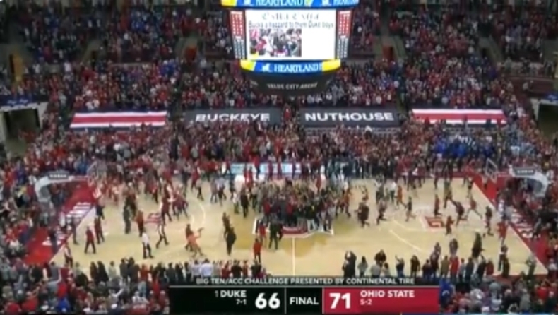 Ohio State-Duke: Ντου των φιλάθλων για να πανηγυρίσουν τη νίκη-έκπληξη (vid)