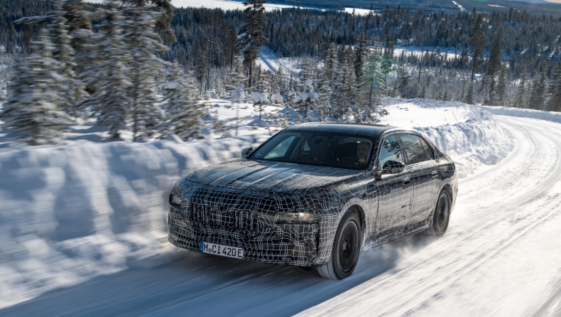 Η BMW δοκιμάζει το νέο i7 στον Βόρειο Πόλο (vid)