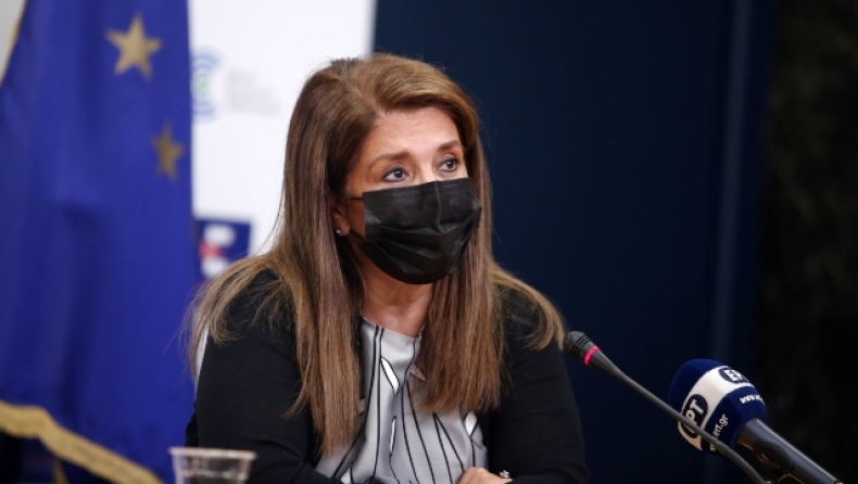 Βάνα Παπαευαγγέλου: «Πιο κοντά στο καλό από ότι στο κακό σενάριο για την Όμικρον»