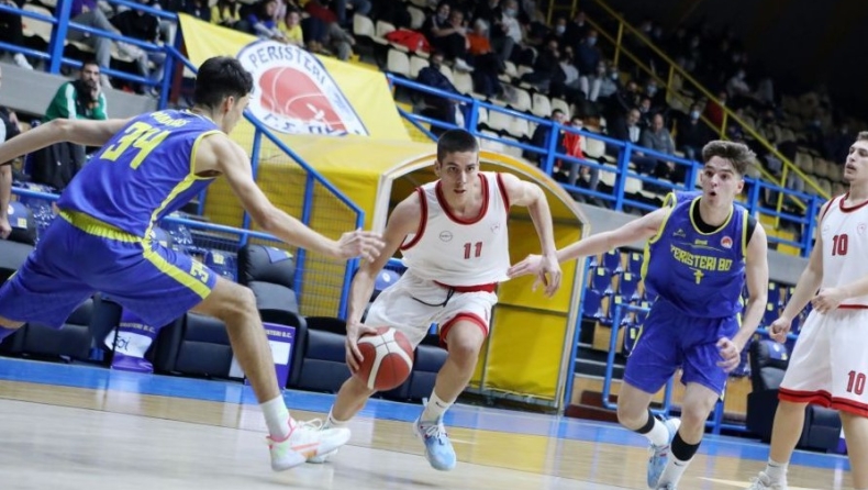 Ολυμπιακός - Περιστέρι 74-76: Νίκη στα 8'' με «ήρωα» τον Μπιλάλη