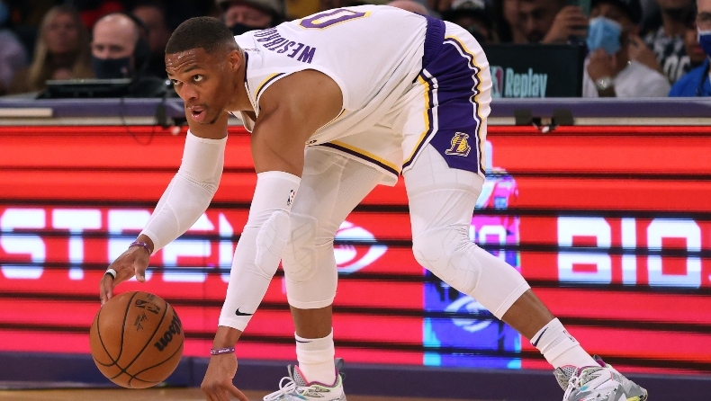 Λέικερς: Ο Ουέστμπρουκ ο πέμπτος «λιμνάνθρωπος» που μπαίνει στο πρωτόκολλο