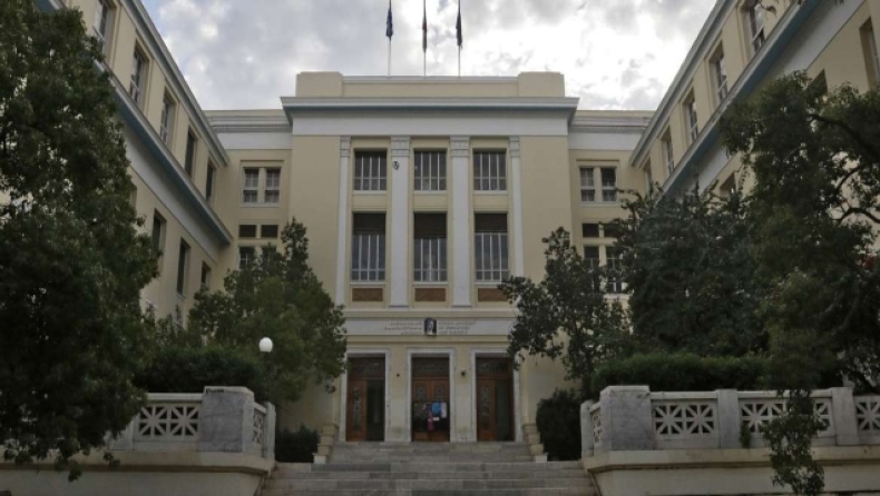 Αστυνομική επιχείρηση στην ΑΣΟΕΕ: Έξι συλλήψεις (vid)