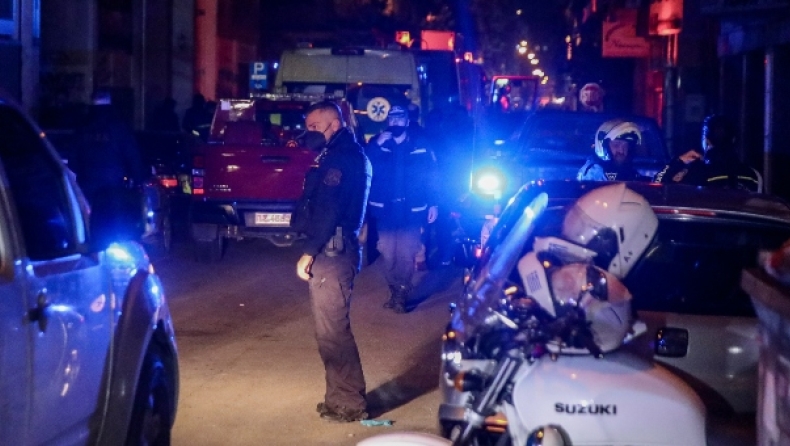 Πυροβολισμοί στο Μοσχάτο: Άγνωστοι πυροβόλησαν έναν άντρα στην Ταξιαρχών 