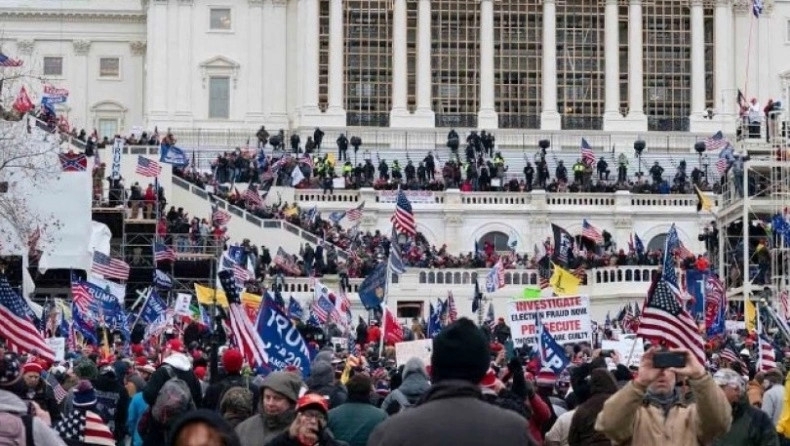 Ένα χρόνο μετά την εισβολή στο Καπιτώλιο και η έρευνα ακόμα συνεχίζεται (vid)