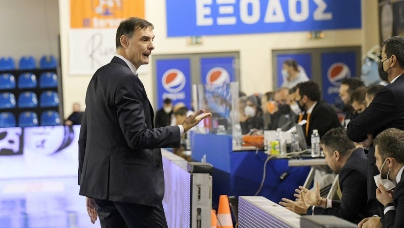 Μπαρτζώκας: «Δεν μπορεί αν κάνουμε 2-3 νίκες να λέμε ότι παίζουμε καταπληκτικά, ούτε πως υπάρχει κρίση με 1-2 ήττες»