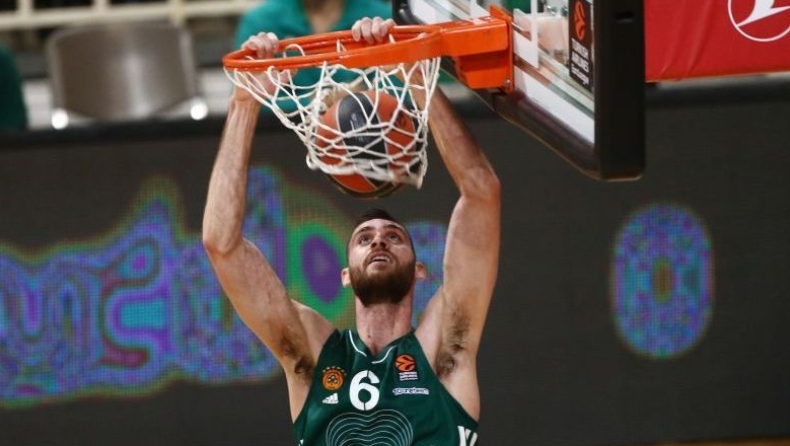 Παναθηναϊκός - ΤΣΣΚΑ: Το alley-oop κάρφωμα του Παπαγιάννη (vid)