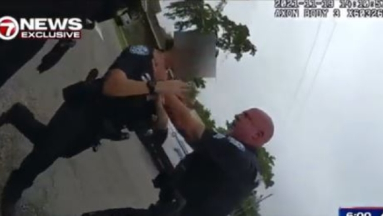Αστυνομικός στη Φλόριντα αρπάζει από τον λαιμό την συνάδελφό του, γιατί τον τράβηξε μακριά από τον ύποπτο (vid)
